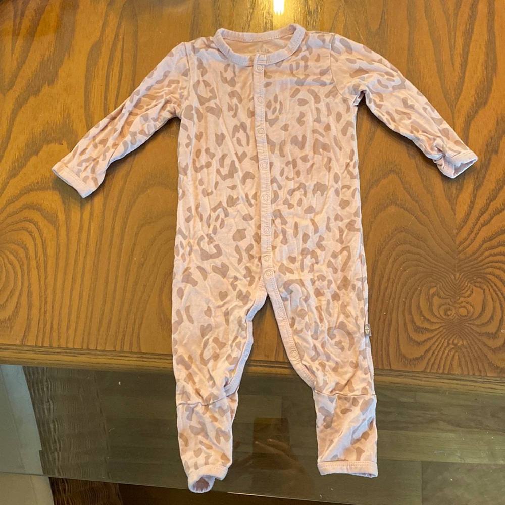 Kyte baby onesie 3-6 months
